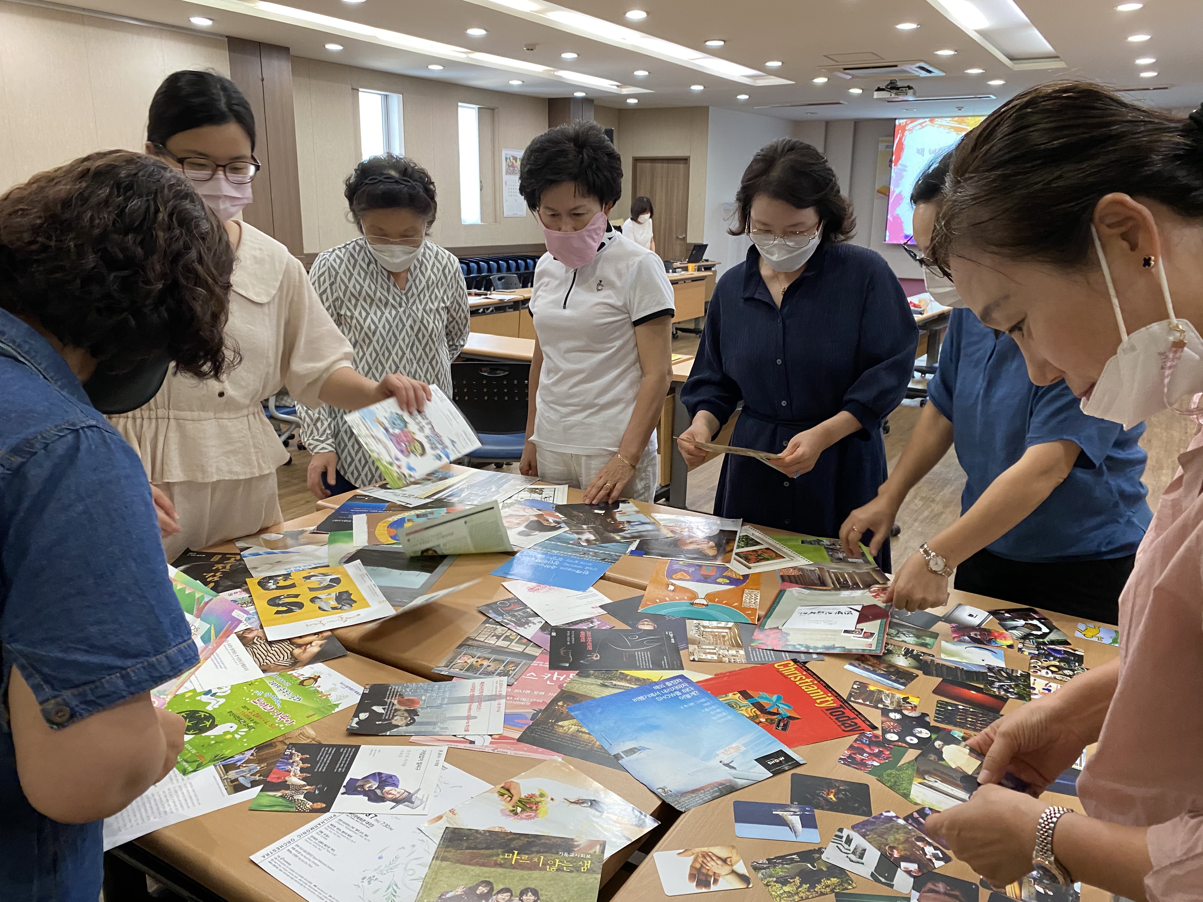 ‘생선대가리를 먹는 여자’-..