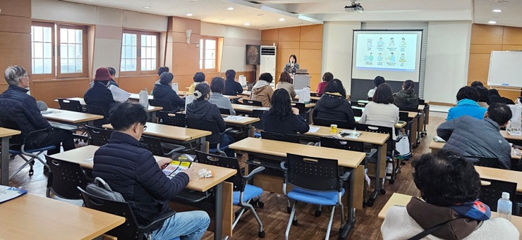 새터민지원센터 – 정착도우미 교육 및 간담회